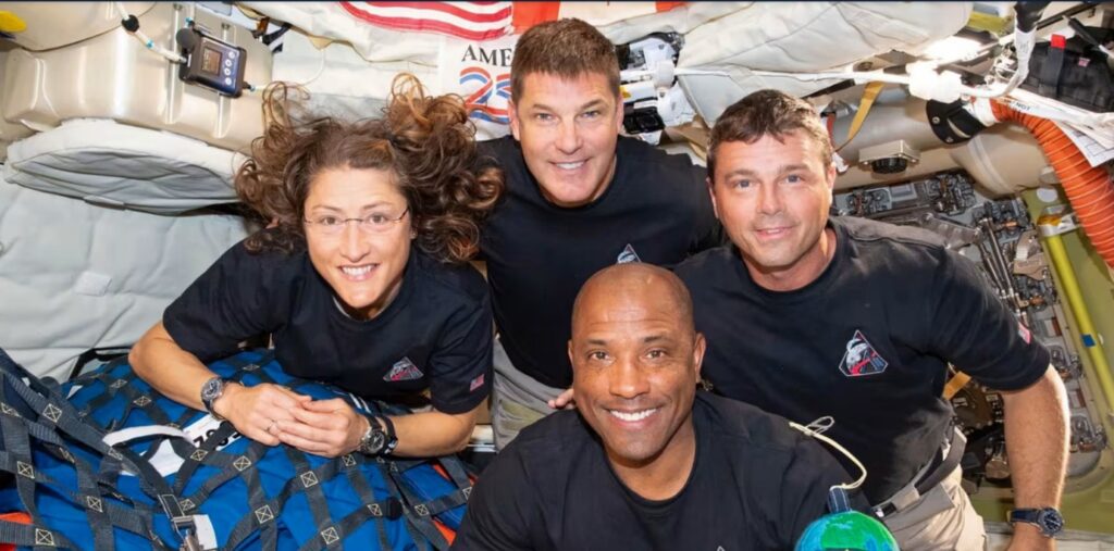 Artemis II Astronauts Return to Earth After Historic Lunar Flyby