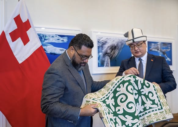Analysis: Kyrgyz Envoy’s Visit – A Crucial Opportunity for Tonga to Break Free from Economic Strangulation